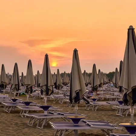 Large For Up To 9 Guests Appartamento *