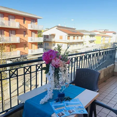 Large For Up To 9 Guests * Bibione